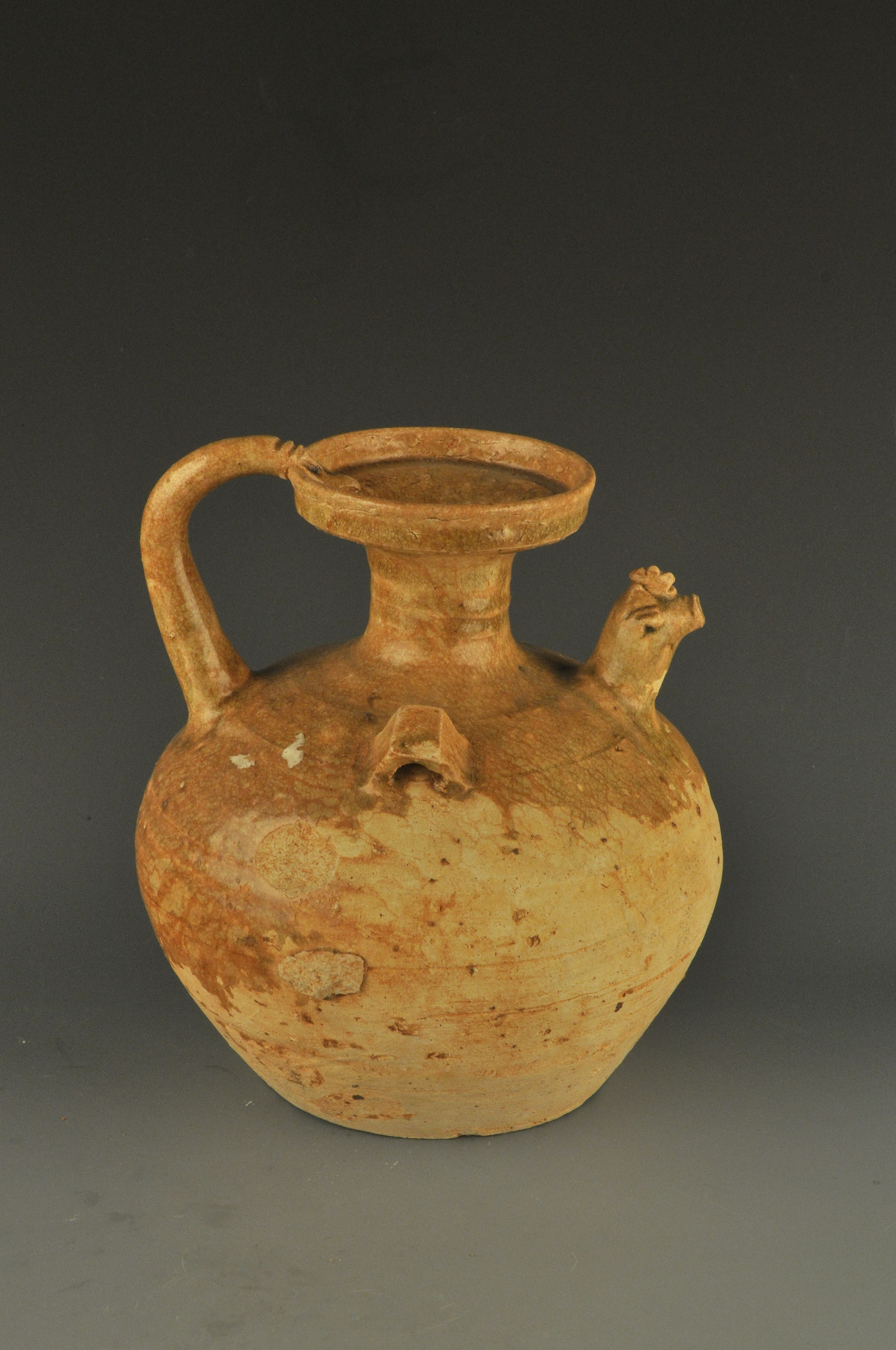 Celadon Pot Made in the Eastern Jin Dynasty with Plate-like Mouth and Chicken-head-shaped Spout